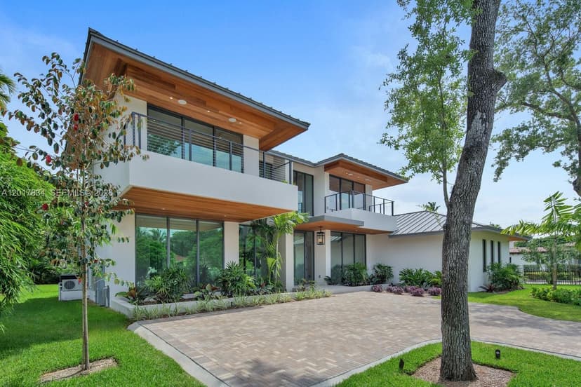 5890 SW 82nd St, South Miami FL 33143