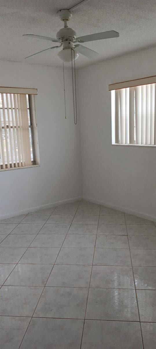 157 Andover G, West Palm Beach FL 33417 - West Palm Beach, FL - Photo 6