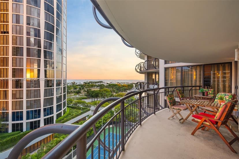 2843 S Bayshore Dr # 11F, Miami FL 33133
