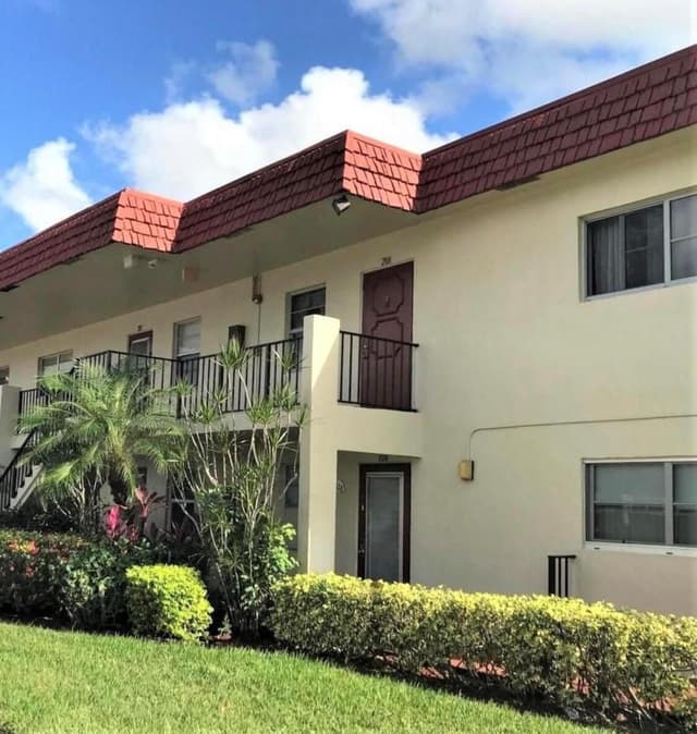 19 Abbey Lane # 206, Delray Beach FL 33446 - Delray Beach, FL - Photo 4