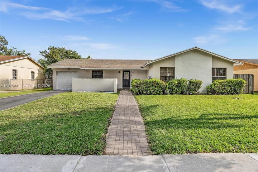 11061 SW 163rd St, Miami FL 33157