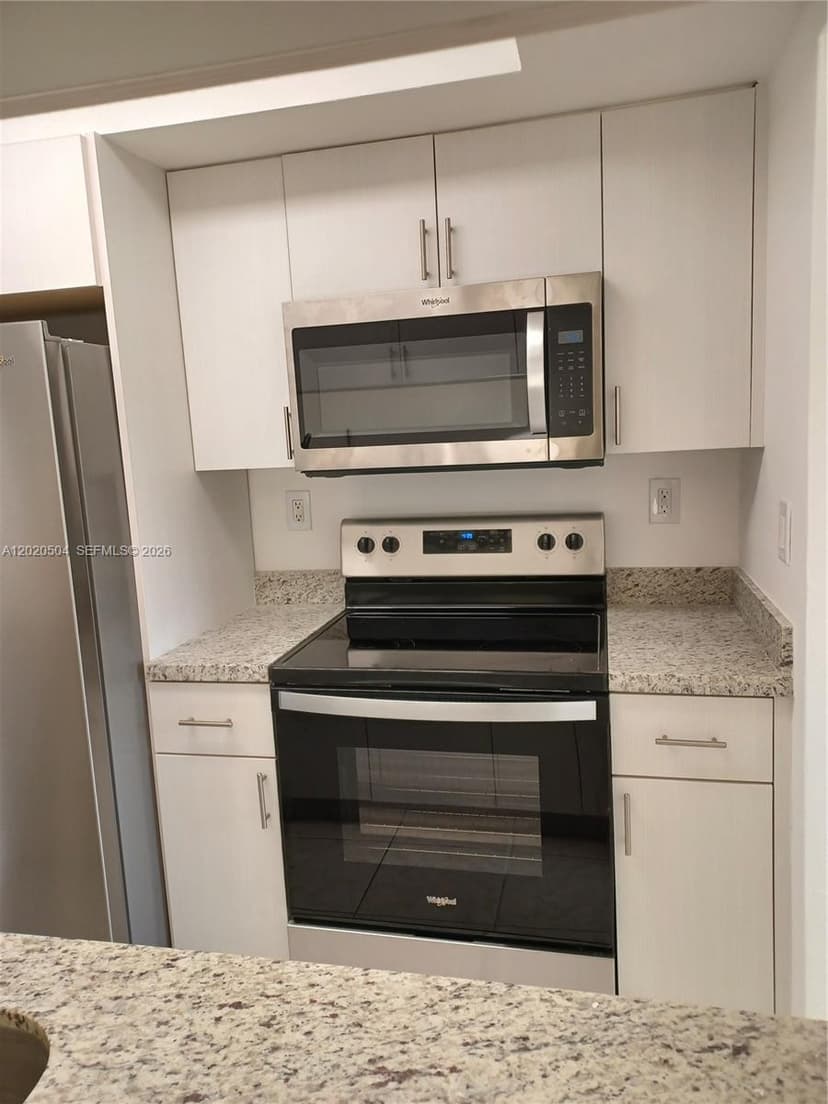 8275 SW 152nd Ave # 416, Miami FL 33193
