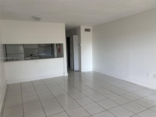 251 NW 177th St # 109, Miami Gardens FL 33169 - Miami Gardens, FL - Photo 5