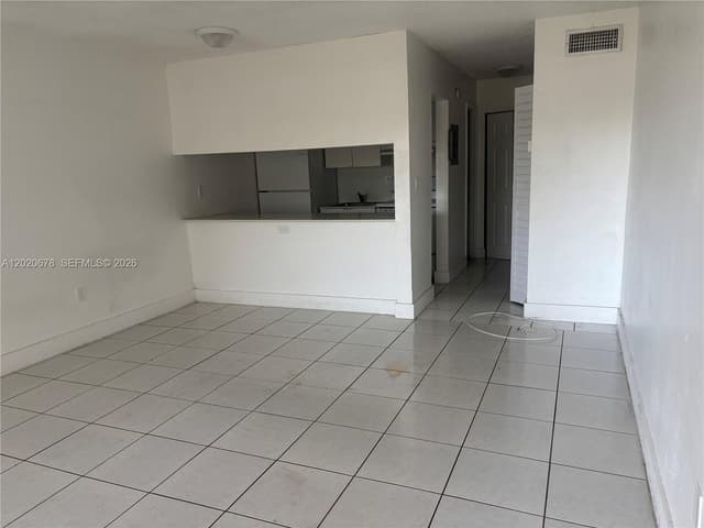 251 NW 177th St # 109, Miami Gardens FL 33169 - Miami Gardens, FL - Photo 4
