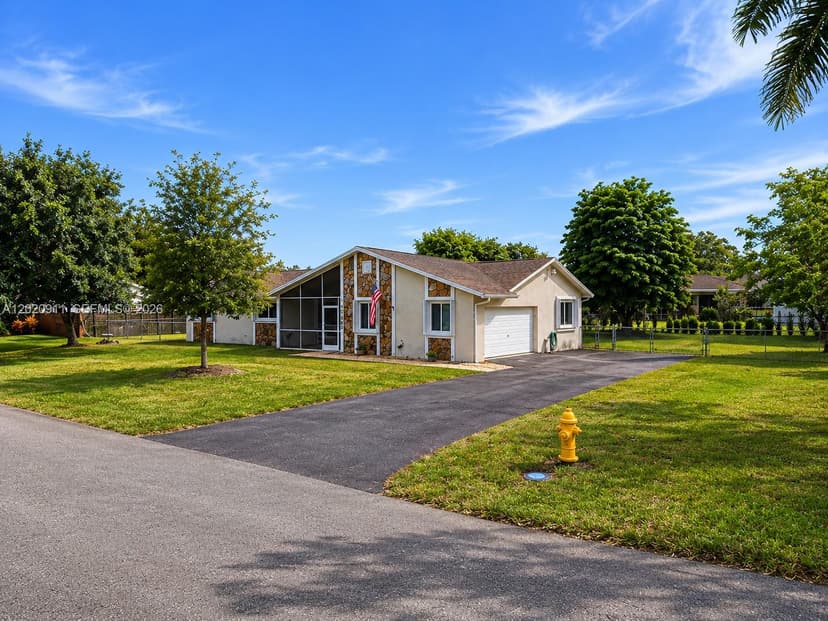 27600 SW 164th Ct, Homestead FL 33031