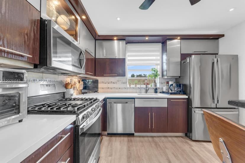 8394 SW 154th Ave # 43, Miami FL 33193