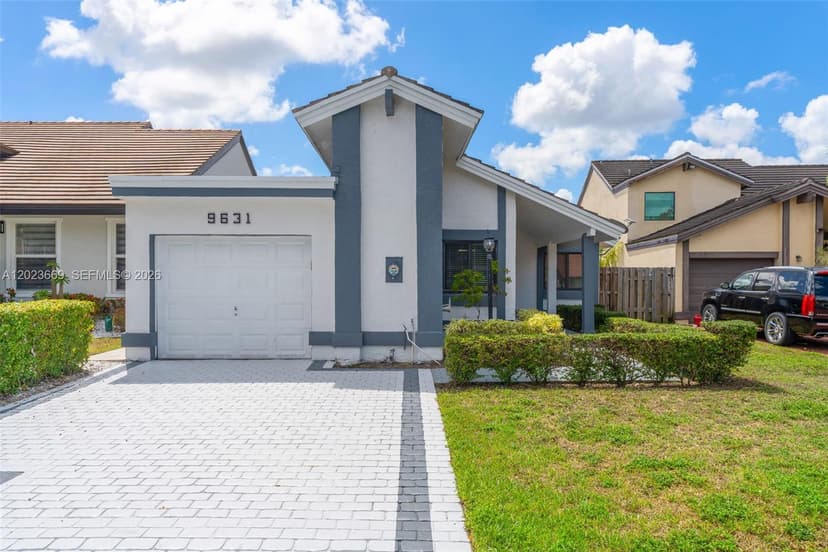 9631 SW 148th Pl, Miami FL 33196