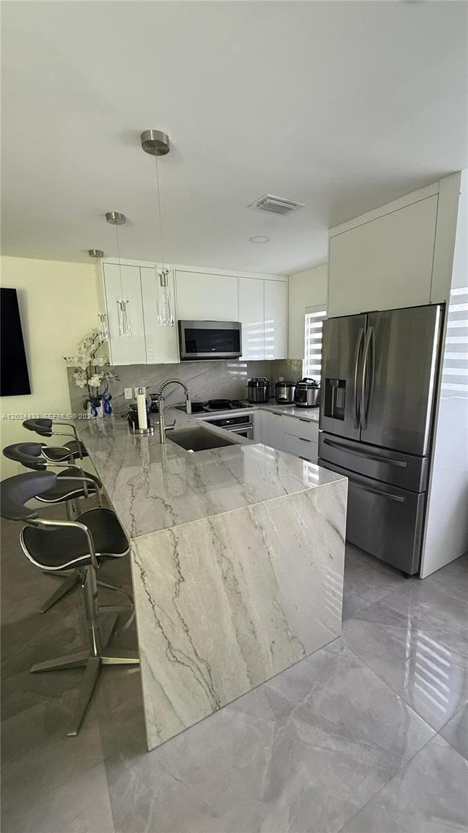 13675 SW 62nd St # 3, Miami FL 33183