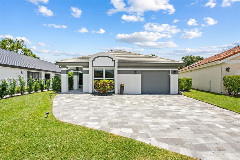 11158 Highland Cir, Boca Raton FL 33428