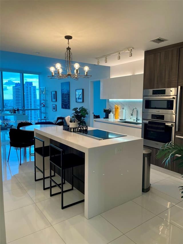 851 NE 1st Ave # 1808, Miami FL 33132 - Miami, FL - Photo 4