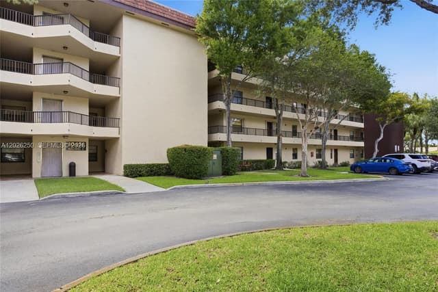 10451 W Broward Blvd # 209, Plantation FL 33324 - Plantation, FL - Photo 6