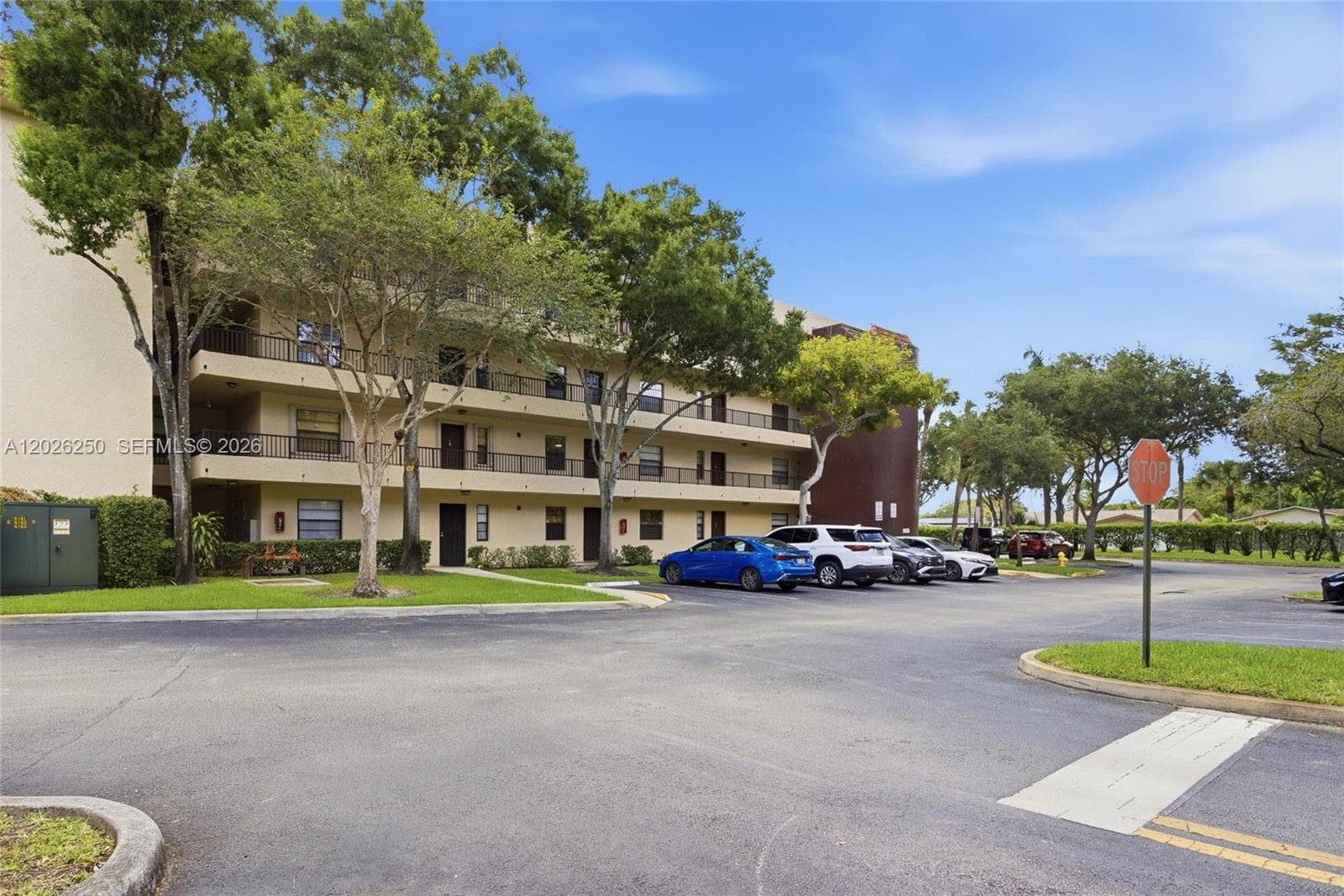 10451 W Broward Blvd # 209, Plantation FL 33324 - Plantation, FL - Photo 1