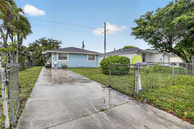 2842 NW 9th Place, Fort Lauderdale FL 33311