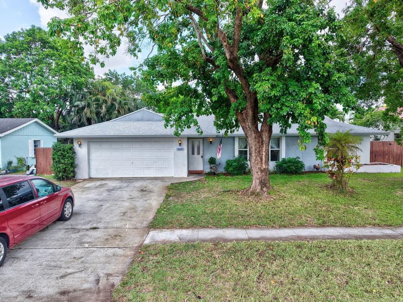 1197 Belmore Terrace, Wellington FL 33414