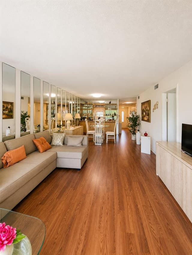 8990 S Hollybrook Boulevard # 302, Pembroke Pines FL 33025 - Pembroke Pines, FL - Photo 2