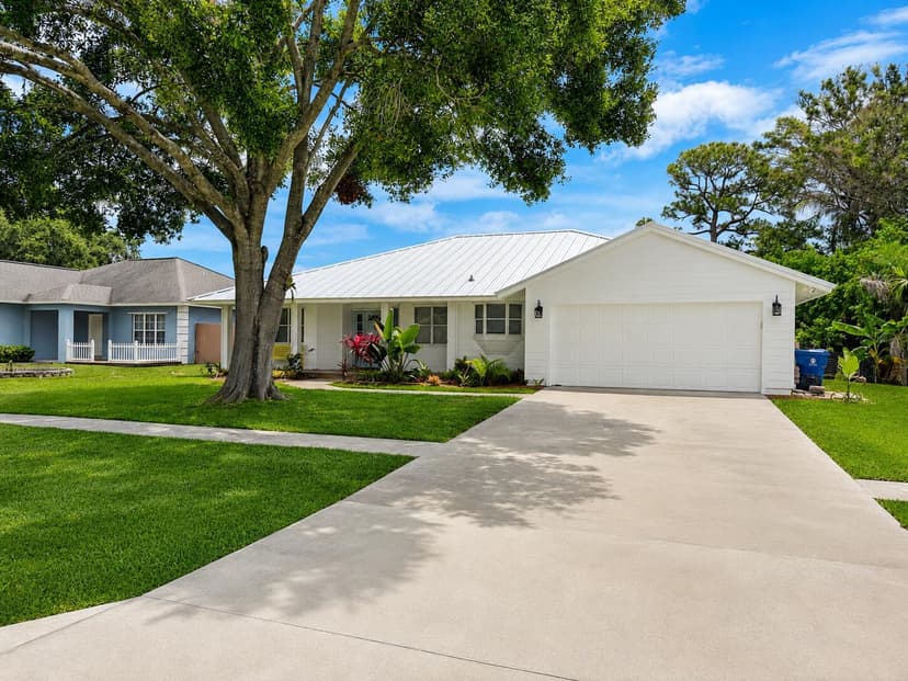 341 Suwanee Avenue, Jupiter FL 33458