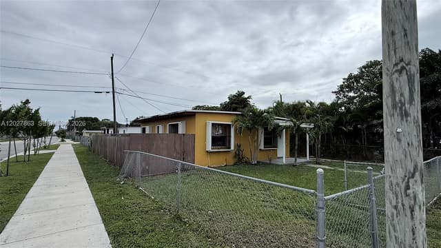 544 NW 10th St, Florida City FL 33034 - Florida City, FL - Photo 3