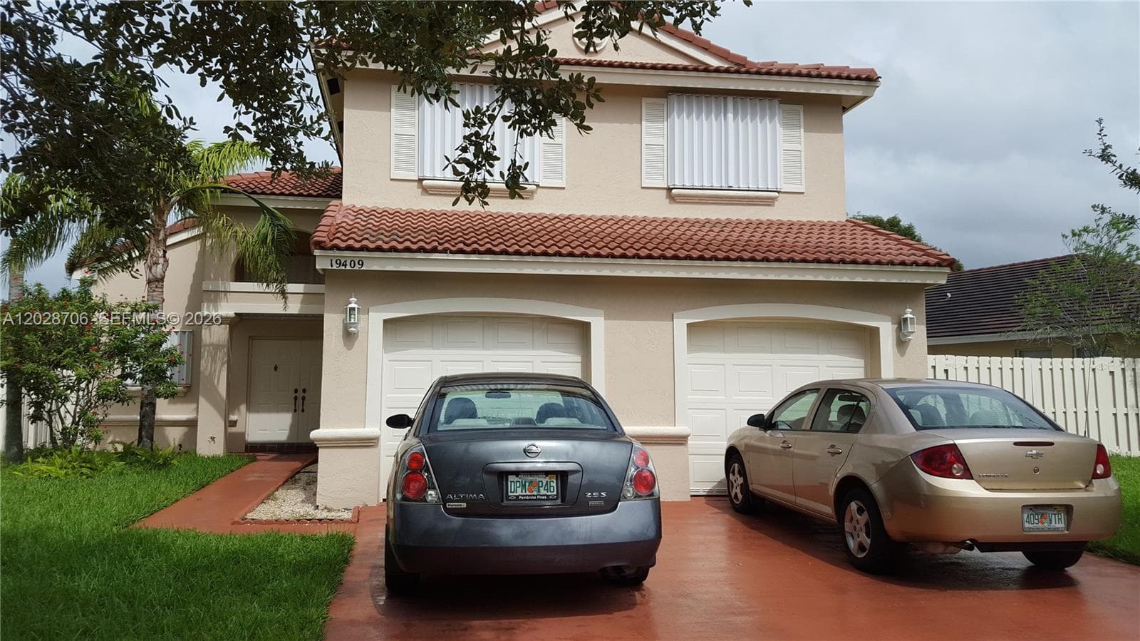 19409 NW 24th Pl, Pembroke Pines FL 33029 - Pembroke Pines, FL - Photo 1