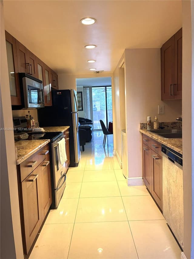 7451 NW 16th St # 403, Plantation FL 33313 - Plantation, FL - Photo 4