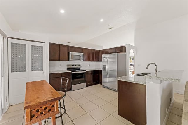 9532 NW 9th Court, Plantation FL 33324 - Plantation, FL - Photo 4