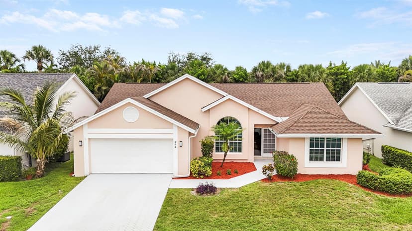 234 Moccasin Trail W, Jupiter FL 33458
