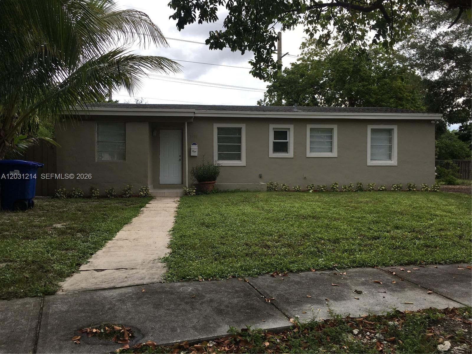 1594 NE 155th Ter, North Miami Beach FL 33162