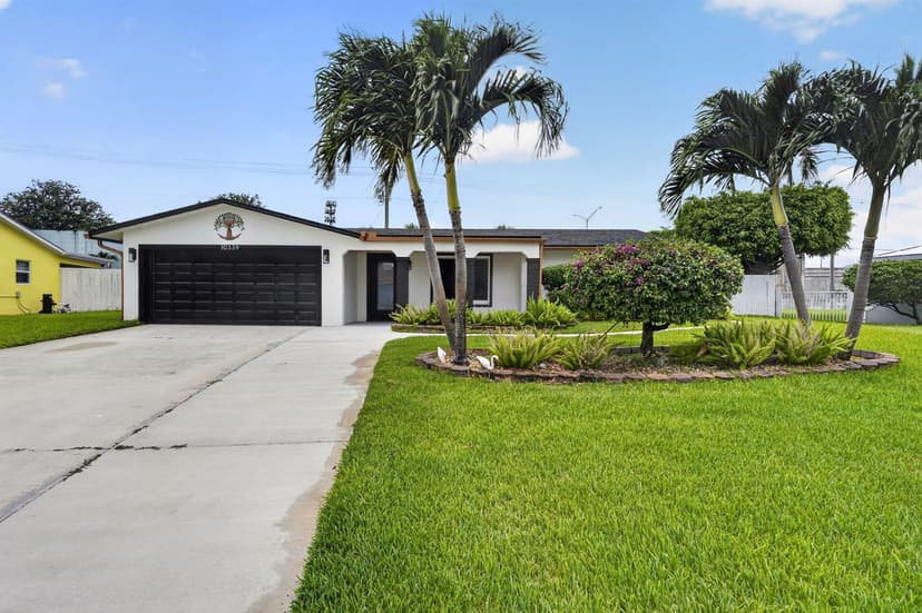 10339 Daphne Avenue, Palm Beach Gardens FL 33410