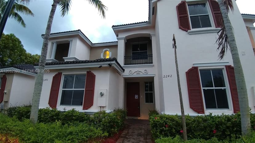 2242 NE 42nd Cir, Homestead FL 33033