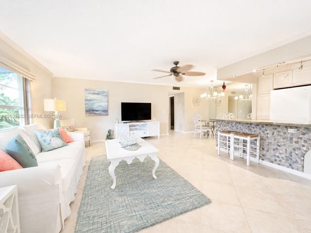 1042 North Dr # A, Delray Beach FL 33445 - Delray Beach, FL - Photo 4