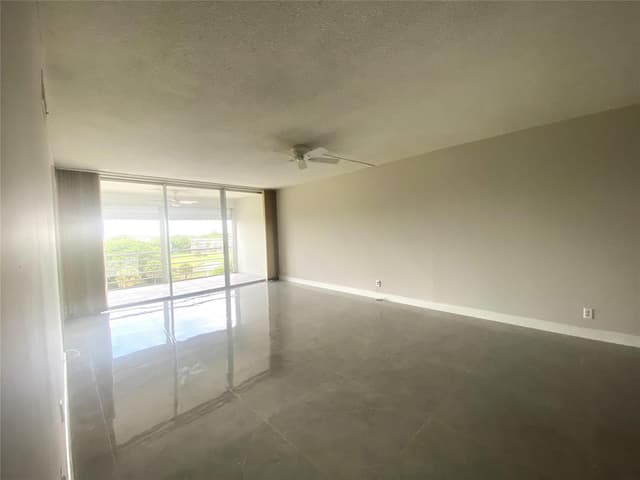 2671 S Course Drive # 602, Pompano Beach FL 33069 - Pompano Beach, FL - Photo 2