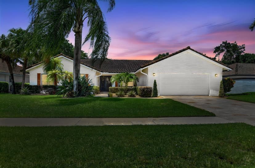 10221 Harbourtown Court, Boca Raton FL 33498
