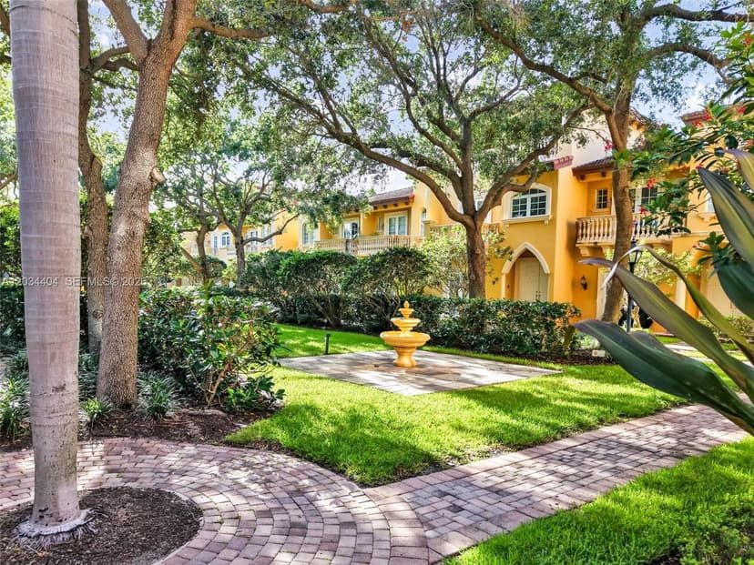 425 NE 69th Cir, Boca Raton FL 33487