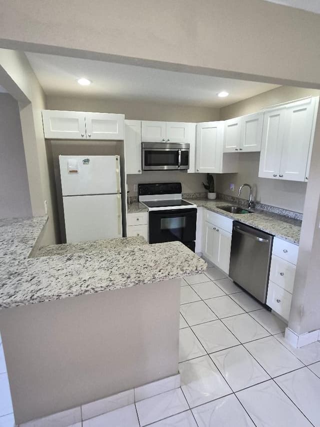 318 N Seville N # 318, Delray Beach FL 33446 - Delray Beach, FL - Photo 5