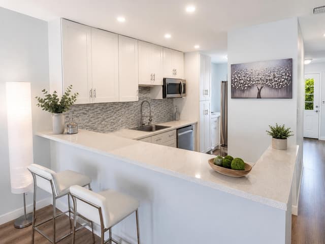 1101 Cactus Terrace # 203, Delray Beach FL 33445 - Delray Beach, FL - Photo 3