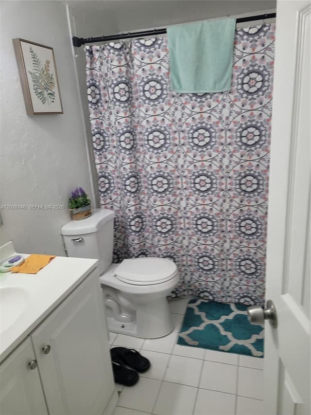18101 NW 68th Ave # E105, Hialeah FL 33015 - Hialeah, FL - Photo 4