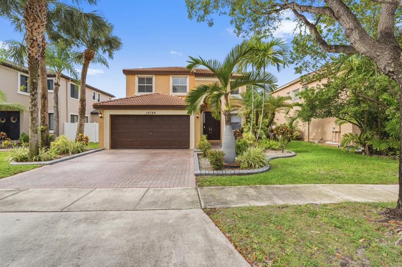 15744 SW 53rd Court, Miramar FL 33027