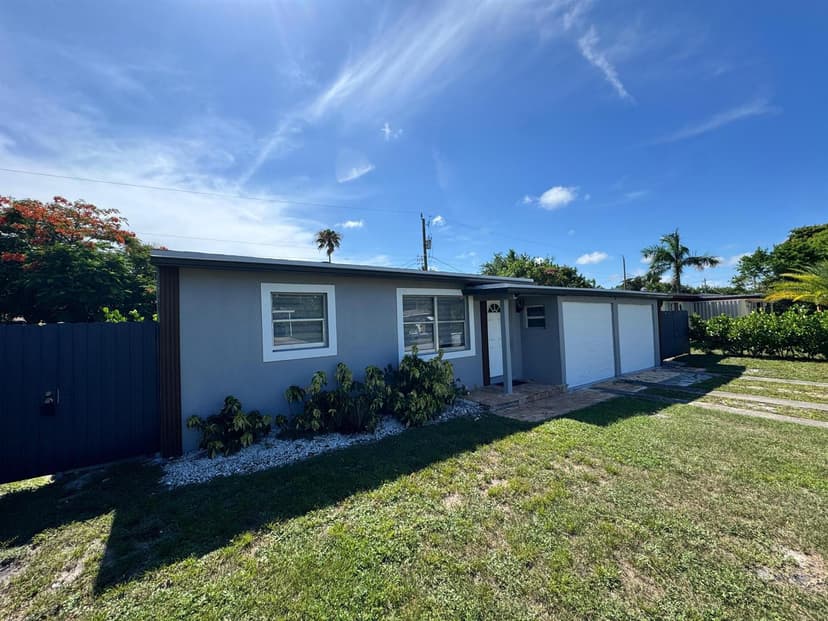 2865 NE 13th Avenue, Pompano Beach FL 33064