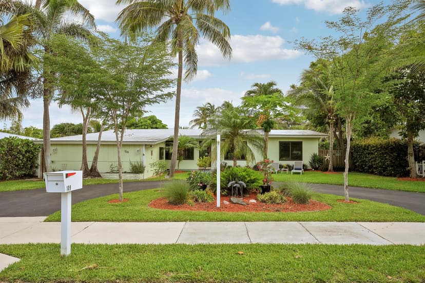 109 NE 17th Street, Delray Beach FL 33444