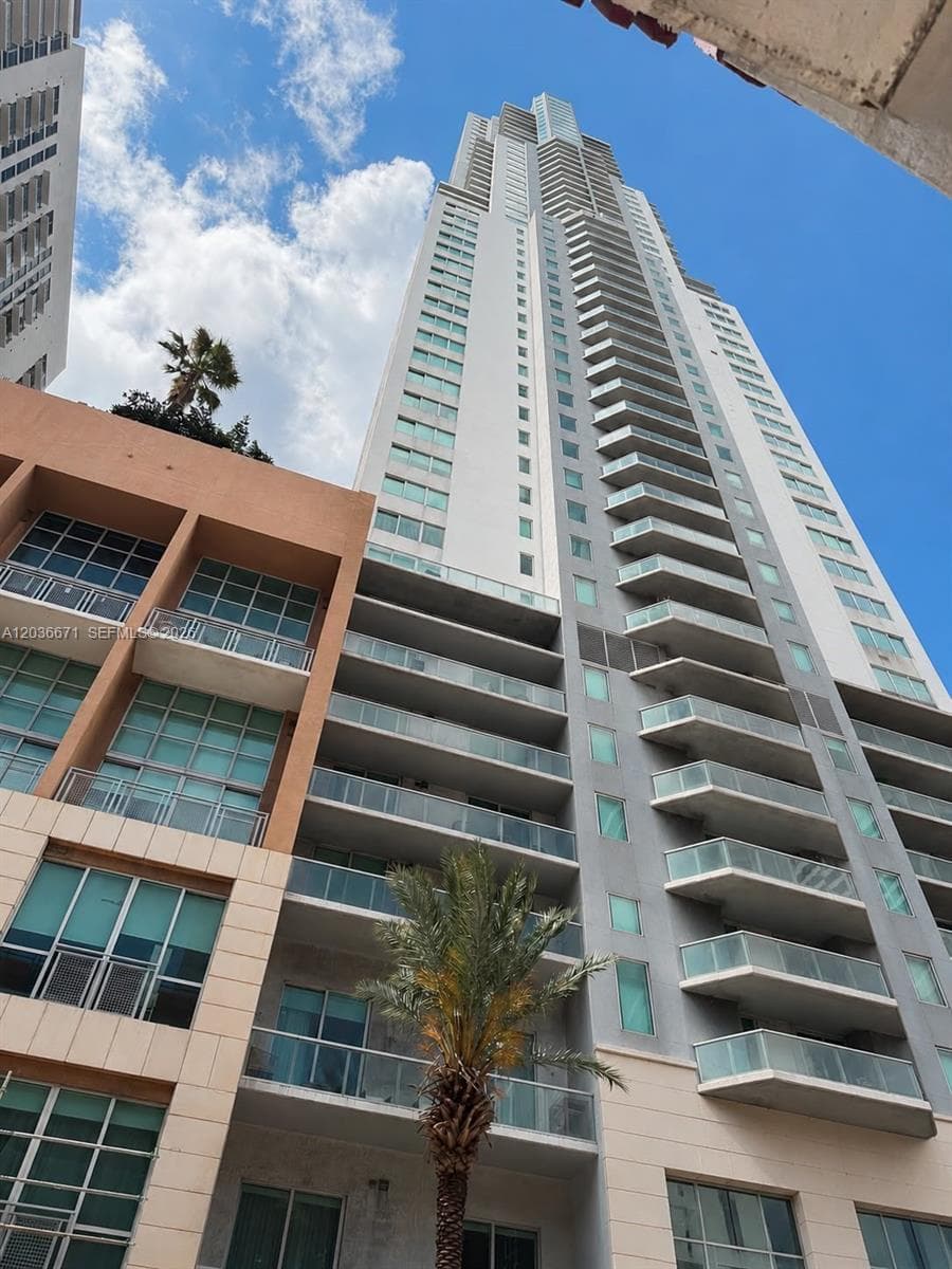 253 NE 2nd St # 3004, Miami FL 33132 - Miami, FL - Photo 1