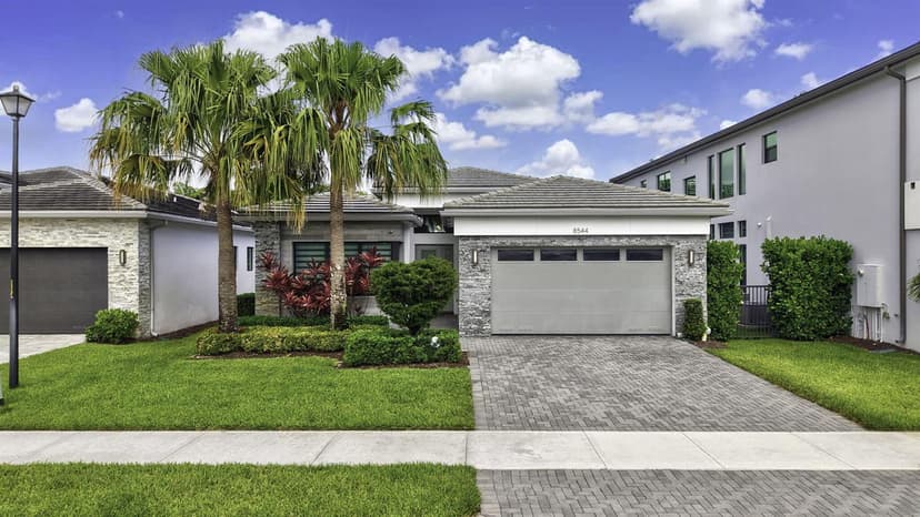 8544 Apple Falls Lane, Boca Raton FL 33496