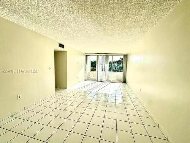 802 NW 87th Ave # 315, Miami FL 33172 - Miami, FL - Photo 5
