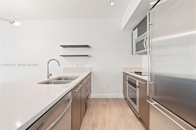 500 Brickell Av # 1906, Miami FL 33131 - Miami, FL - Photo 5