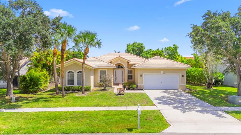 10555 Paso Fino Drive, Wellington FL 33449
