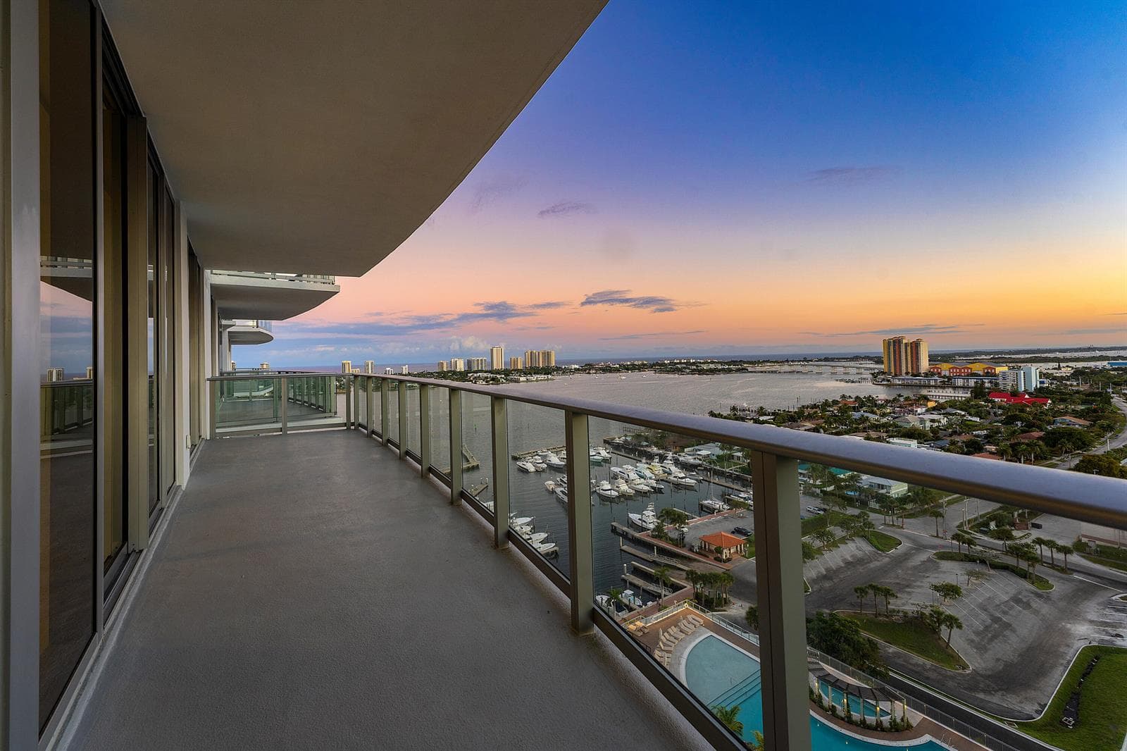 220 Lake Shore Drive # 1911, Lake Park FL 33403