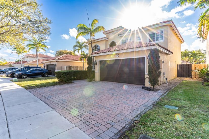 1760 NE 36th Ave, Homestead FL 33033