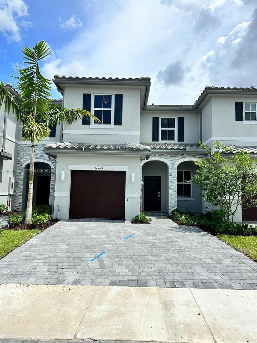 11965 NW 47th Mnr, Coral Springs FL 33076