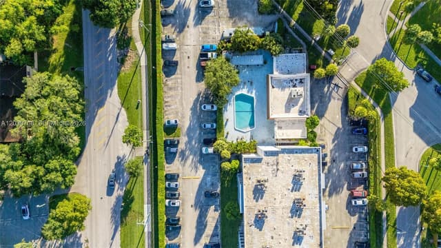 16851 NE 23rd Ave # A308, North Miami Beach FL 33160 - North Miami Beach, FL - Photo 2
