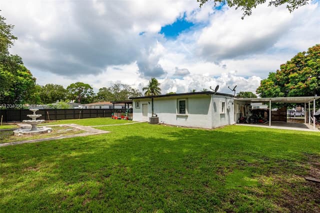14855 NW 16 Drive, Biscayne Gardens FL 33167 - Biscayne Gardens, FL - Photo 3