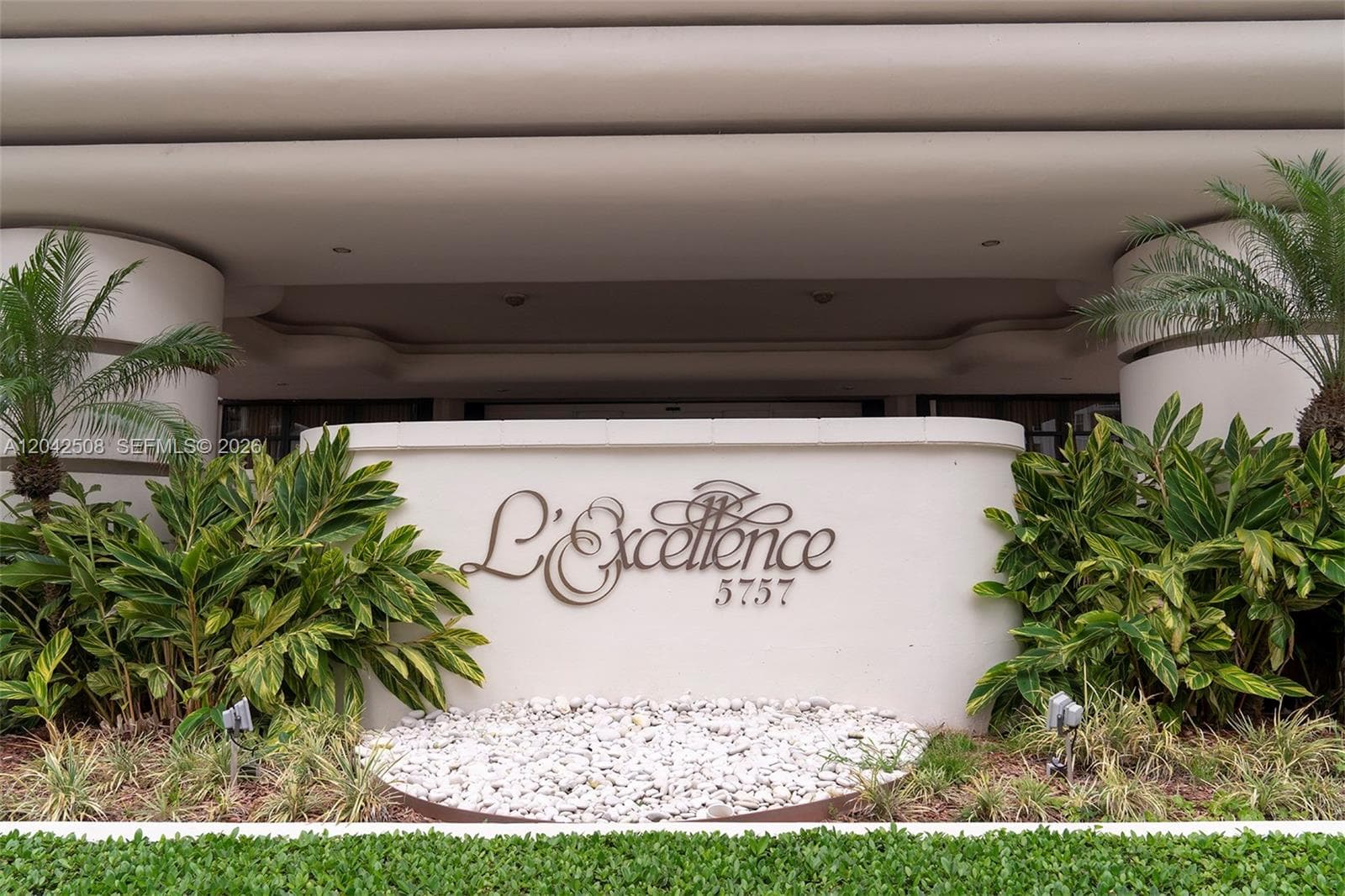 5757 Collins Ave # 1604, Miami Beach FL 33140 - Miami Beach, FL - Photo 1