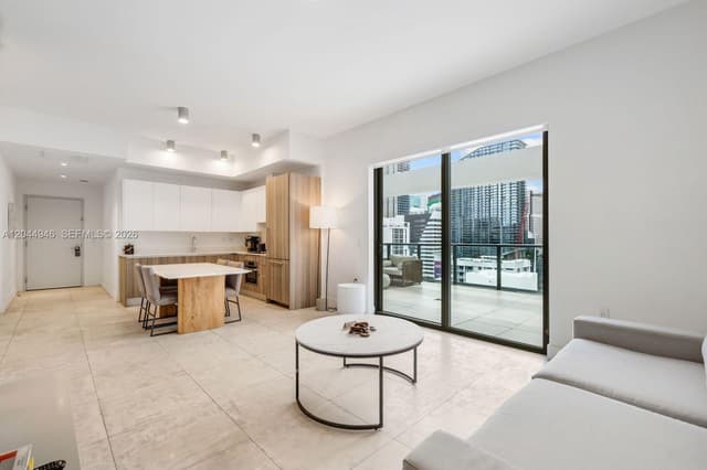 239 SW 9th St # 1801, Miami FL 33130 - Miami, FL - Photo 2